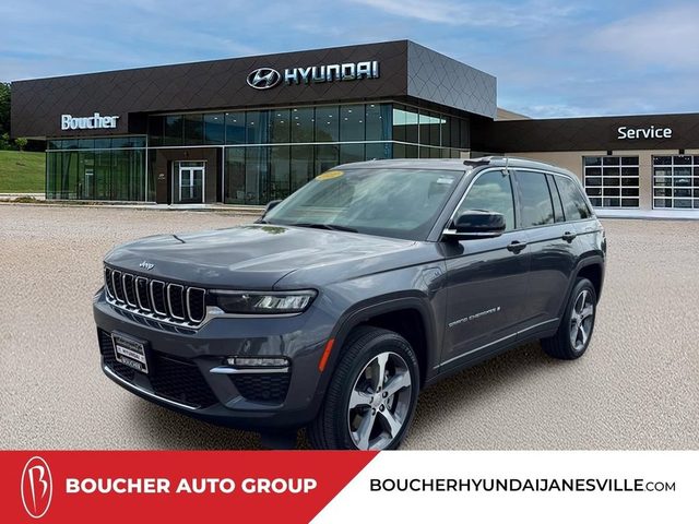 2022 Jeep Grand Cherokee 4WD photo