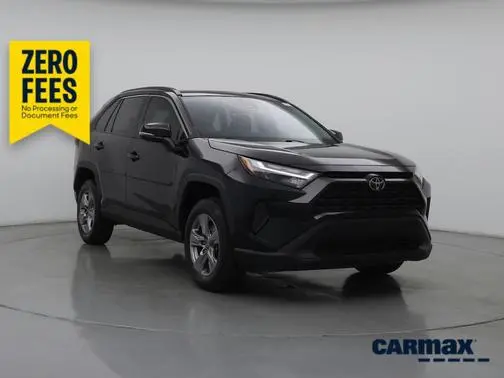 2023 Toyota RAV4 XLE FWD photo