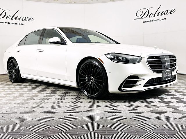 2023 Mercedes-Benz S-Class S 580 AWD photo