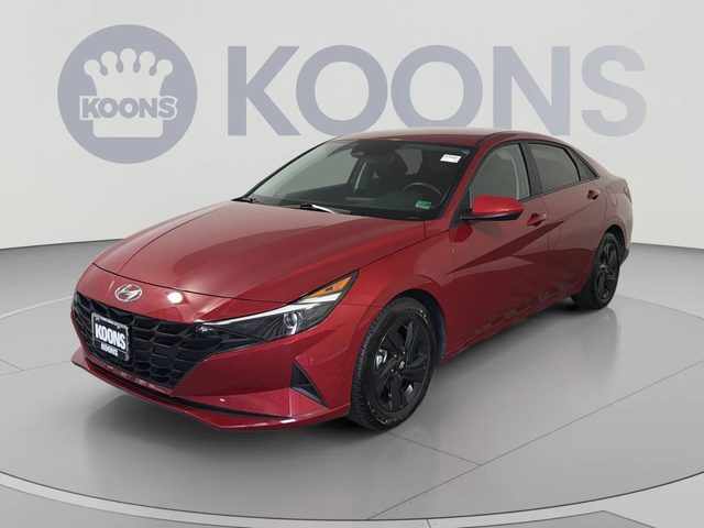2023 Hyundai Elantra SEL FWD photo