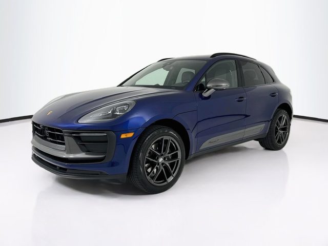2023 Porsche Macan T AWD photo