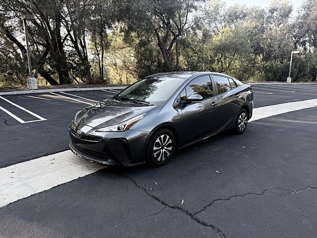 2022 Toyota Prius L Eco FWD photo