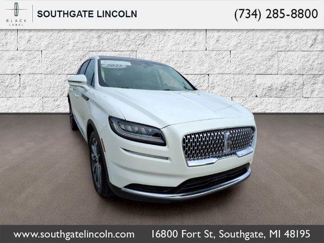 2022 Lincoln Nautilus Reserve AWD photo