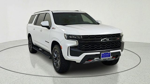 2023 Chevrolet Suburban Z71 4WD photo