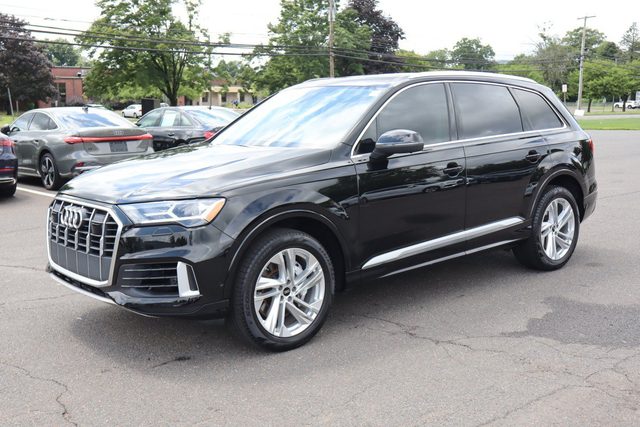 2023 Audi Q7 Premium AWD photo