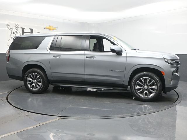 2023 Chevrolet Suburban LS 4WD photo