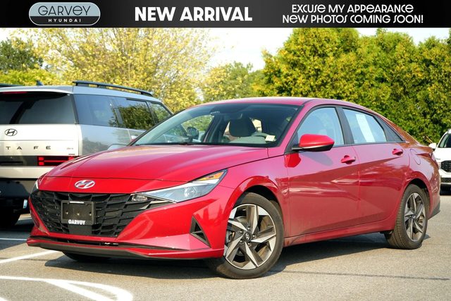 2023 Hyundai Elantra SEL FWD photo