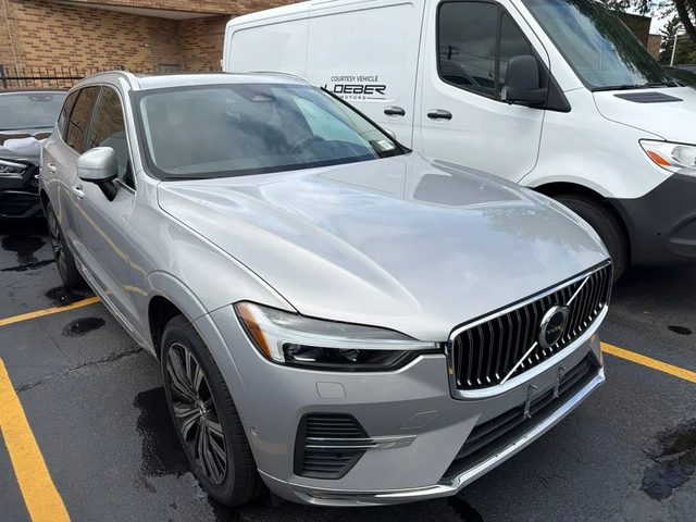2023 Volvo XC60 Plus Bright Theme AWD photo
