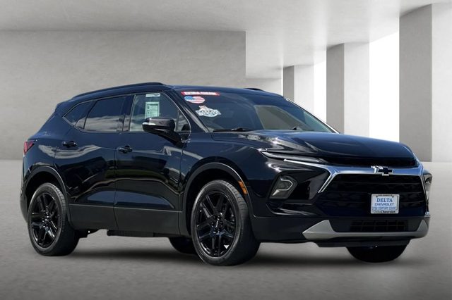 2023 Chevrolet Blazer LT AWD photo