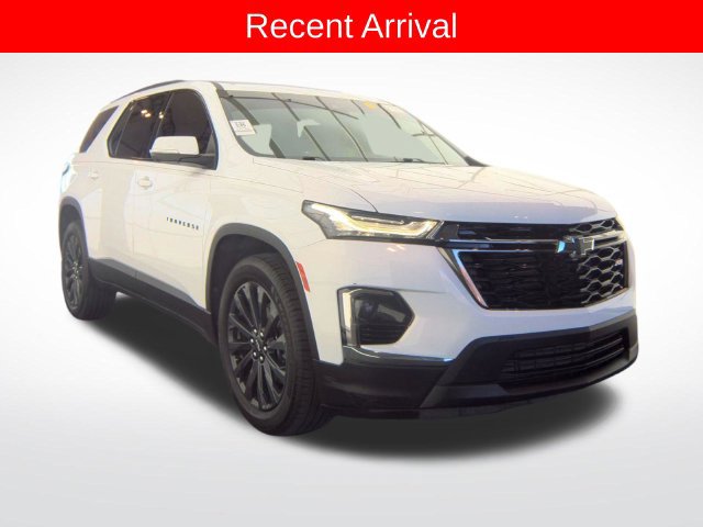 2023 Chevrolet Traverse RS FWD photo