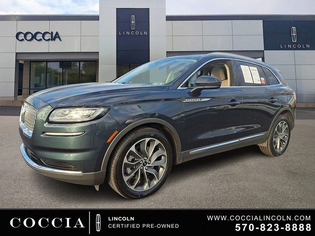 2022 Lincoln Nautilus Reserve AWD photo
