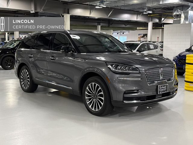 2023 Lincoln Aviator Reserve AWD photo