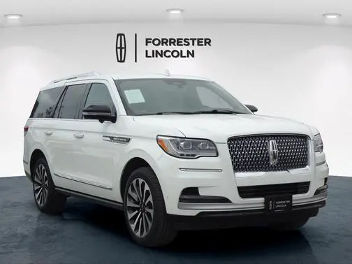 2023 Lincoln Navigator Reserve 4WD photo