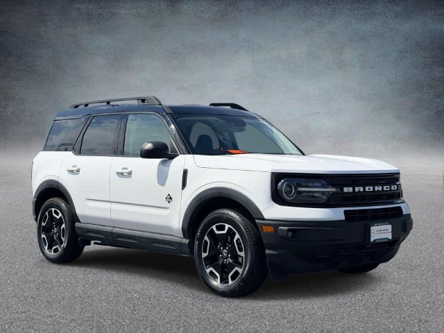 2022 Ford Bronco Sport Outer Banks 4WD photo