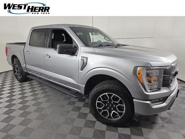 2023 Ford F-150 XLT 4WD photo