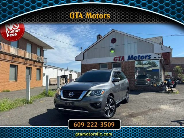 2020 Nissan Pathfinder Platinum FWD photo