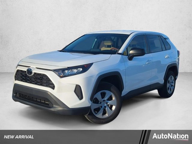 2022 Toyota RAV4 LE FWD photo
