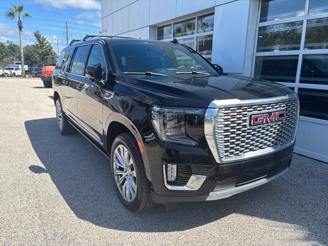2023 GMC Yukon XL Denali 4WD photo