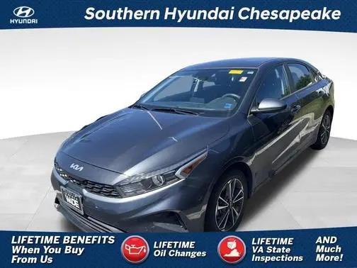 2023 Kia Forte LXS FWD photo