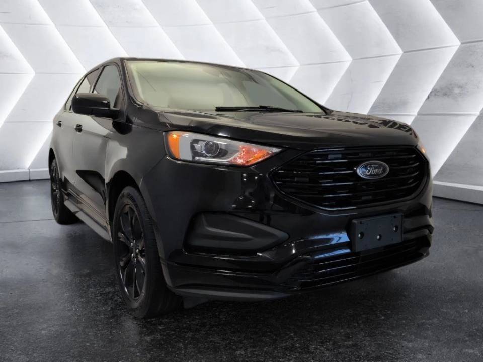 2022 Ford Edge SE AWD photo