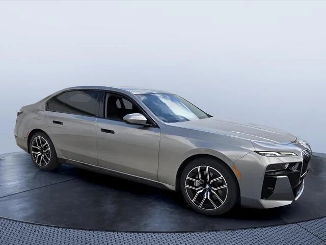 2023 BMW 7 Series 740i RWD photo