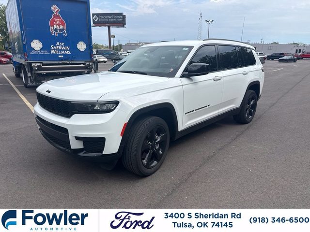 2023 Jeep Grand Cherokee L Altitude 4WD photo