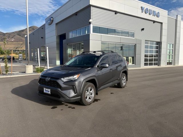 2023 Toyota RAV4 Hybrid XLE AWD photo