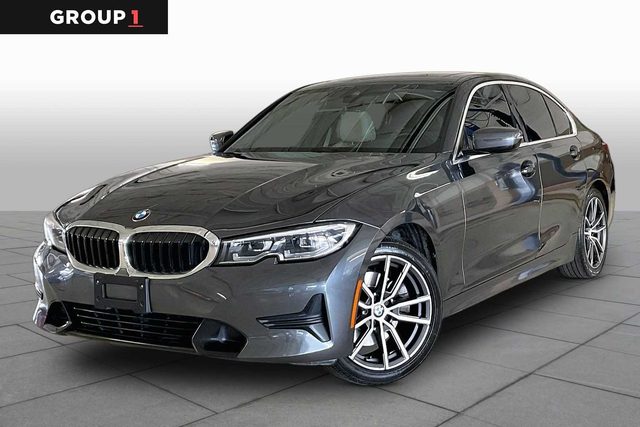2022 BMW 3 Series 330i RWD photo