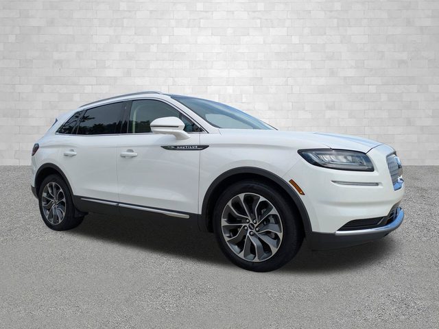 2022 Lincoln Nautilus Reserve AWD photo