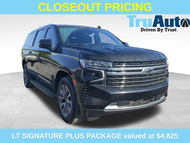 2022 Chevrolet Suburban LT RWD photo