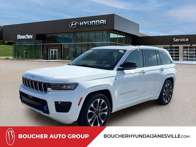 2022 Jeep Grand Cherokee Overland 4WD photo