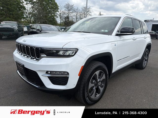 2022 Jeep Grand Cherokee 4WD photo