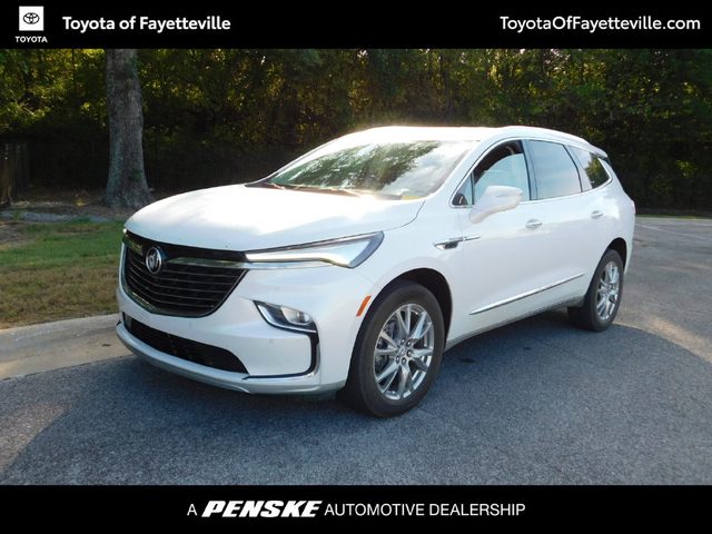 2023 Buick Enclave Essence FWD photo