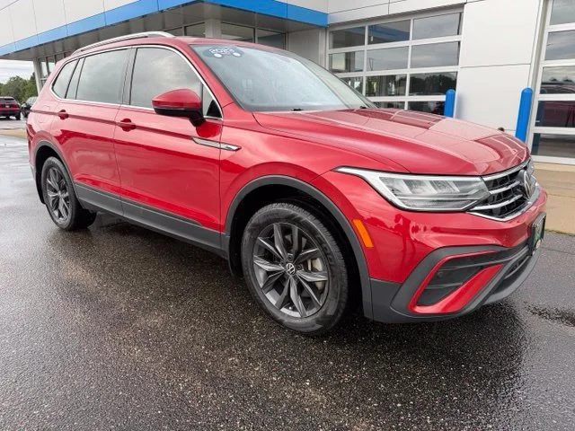 2023 Volkswagen Tiguan SE AWD photo