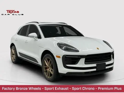 2022 Porsche Macan S AWD photo