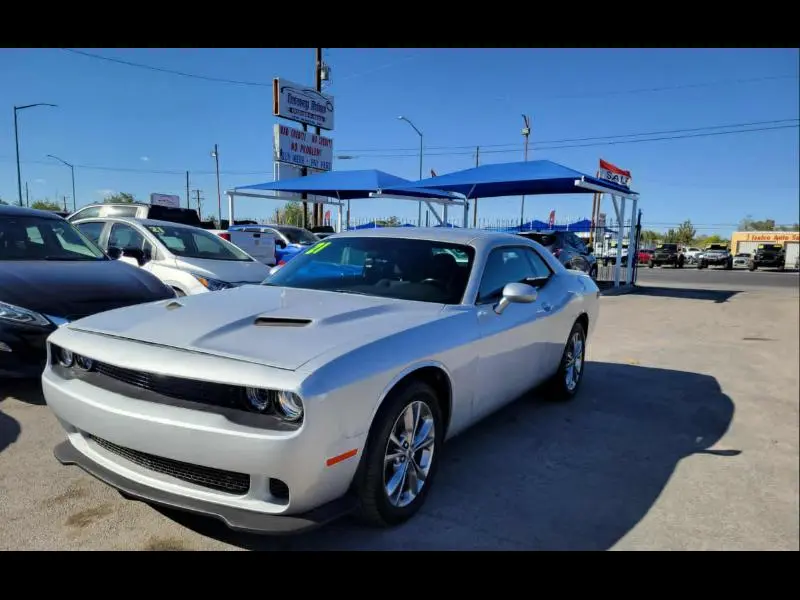 2021 Dodge Challenger SXT AWD photo