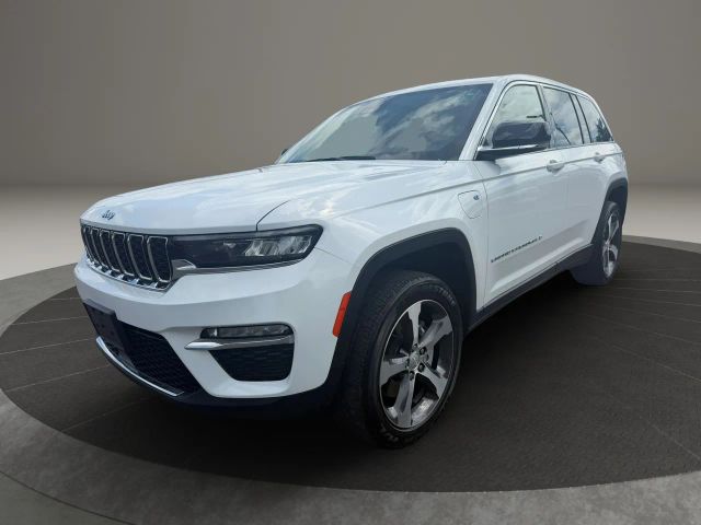 2022 Jeep Grand Cherokee  4WD photo