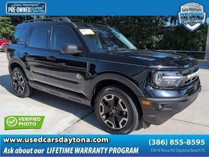 2023 Ford Bronco Sport Outer Banks 4WD photo