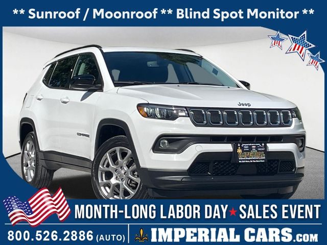2022 Jeep Compass Latitude Lux 4WD photo