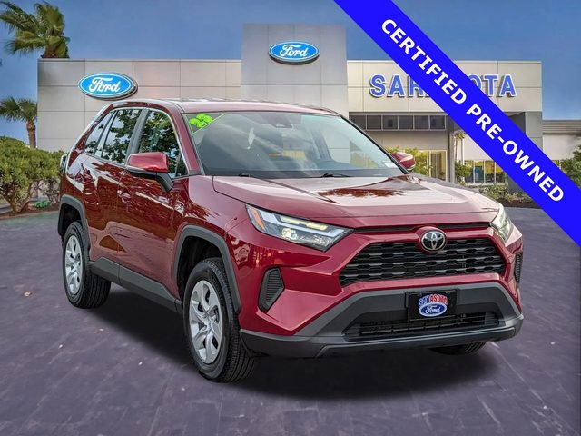 2023 Toyota RAV4 LE AWD photo