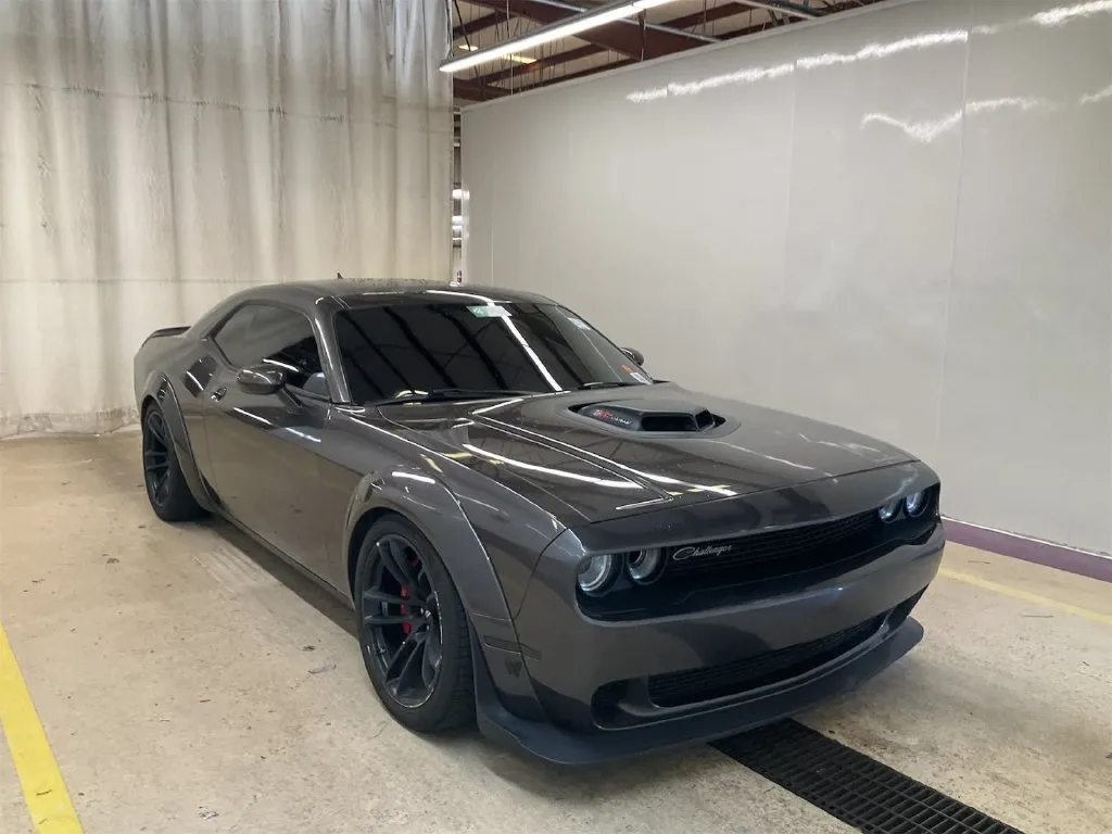 2022 Dodge Challenger R/T Scat Pack Widebody RWD photo