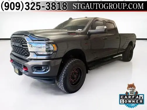2022 Ram 3500 Big Horn 4WD photo
