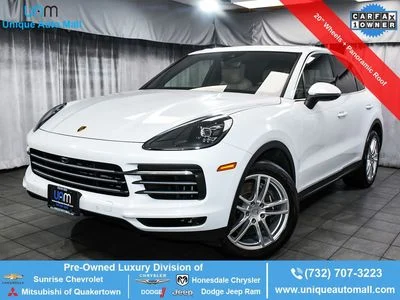 2023 Porsche Cayenne  AWD photo