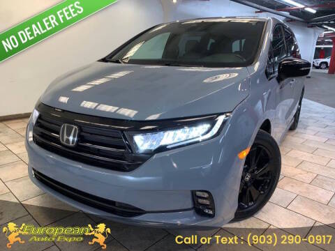 2023 Honda Odyssey Sport FWD photo