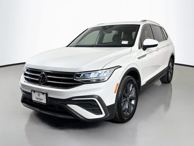 2023 Volkswagen Tiguan SE FWD photo