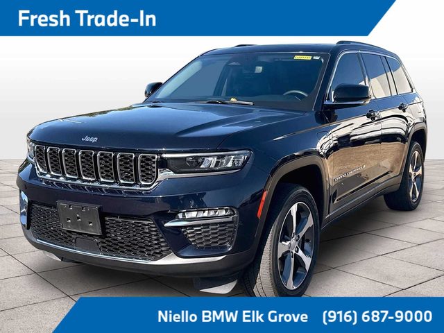2022 Jeep Grand Cherokee 4WD photo