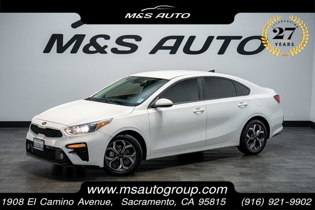 2021 Kia Forte LXS FWD photo