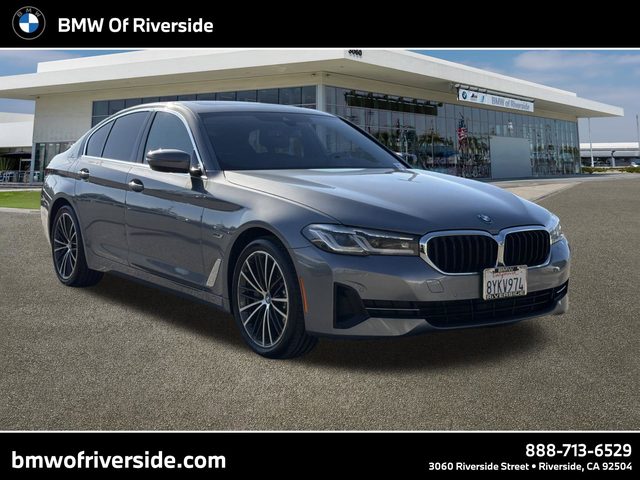 2023 BMW 5 Series 530e RWD photo