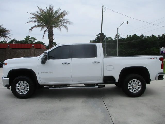 2021 Chevrolet Silverado 2500HD LTZ 4WD photo