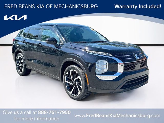 2022 Mitsubishi Outlander ES 4WD photo